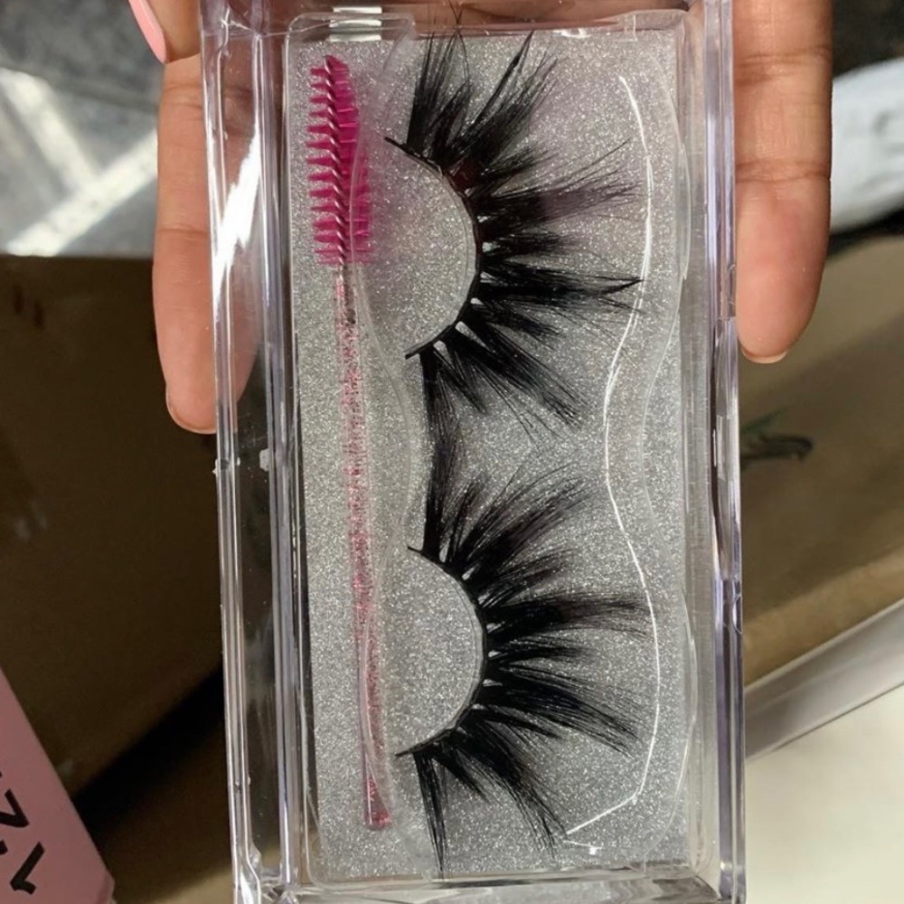 False lashes